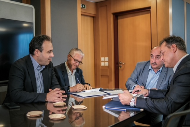 Smart Cities: Υπογράφηκε η σύμβαση για το στρατηγικό πλάνο των Τρικάλων