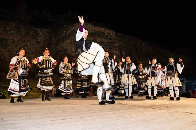 Θεσσαλονίκη: Μουσικοχορευτικό «Σεργιάνι» με δύο εκδηλώσεις στην Άνω Πόλη από τους «Φίλους της Παράδοσης»
