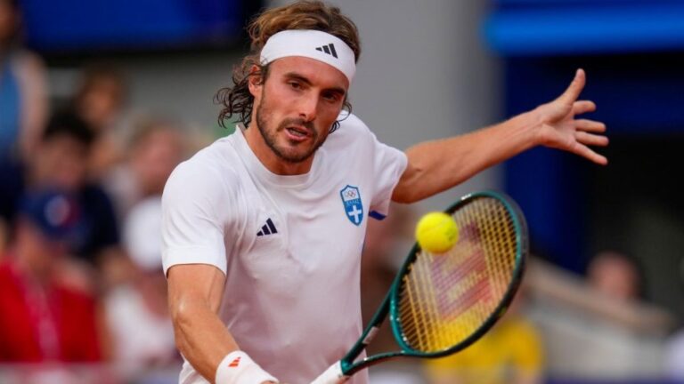 Ο Τσιτσιπάς χάνει λόγω τραυματισμού το Davis Cup