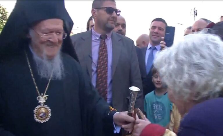 Θερμή υποδοχή στον Οικουμενικό Πατριάρχη Βαρθολομαίο από τους κατοίκους του Κιλκίς – Αναγορεύτηκε σε επίτιμο δημότη