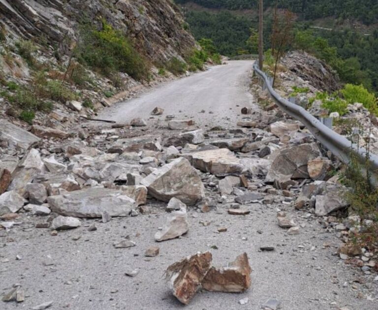 Ερωτήματα βουλευτών του ΠΑΣΟΚ για τις πτώσεις βράχων στην εθνική οδό Τρίπολης – Πύργου