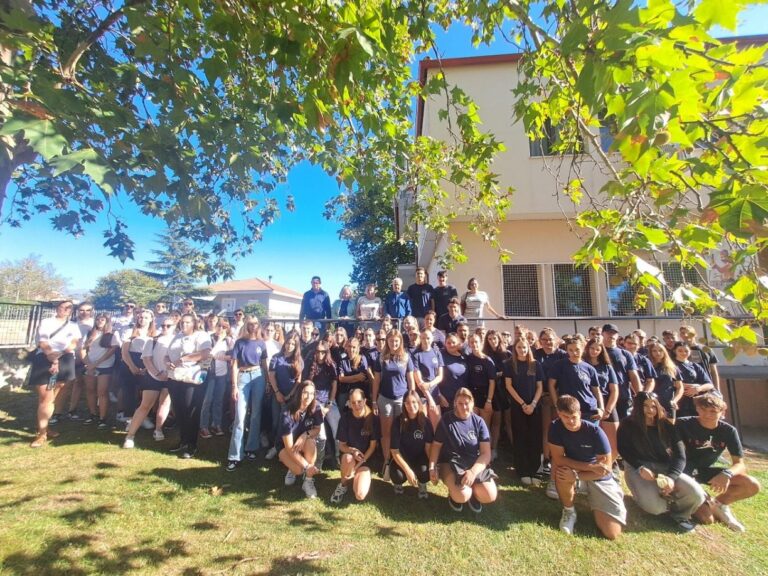 Λάρισα: Αντιπροσωπεία μαθητών ERASMUS  επισκέφθηκαν τον Δήμο Τεμπών
