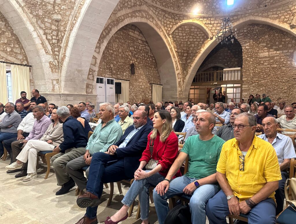 Άννα Διαμαντοπούλου από Χανιά και Ρέθυμνο: Τώρα είναι η ευκαιρία το ΠΑΣΟΚ να μιλήσει και πάλι στις καρδιές των ανθρώπων