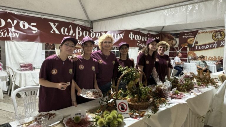 Πλήθος κόσμου στις εκδηλώσεις της πρώτης ημέρας της 17ης Γιορτής Χαλβά Φαρσάλων