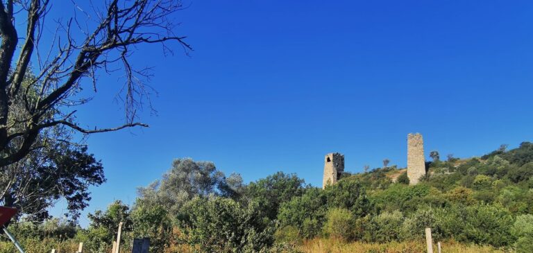 Κάστρο Άβαντα: Μεγάλη αρχαία πόλη που συνδέεται με τους πύργους του καταδεικνύουν ευρήματα στην Αλεξανδρούπολη