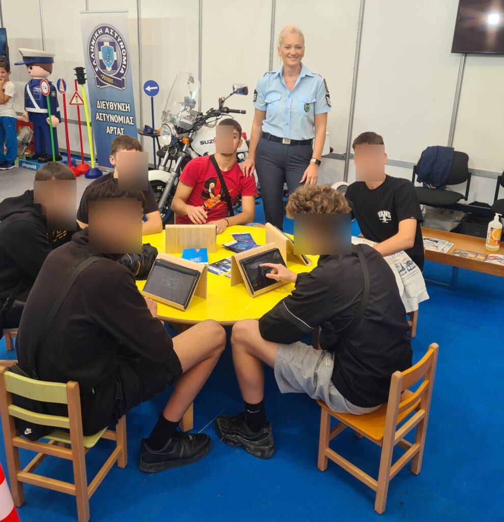 10η πανελλήνια γενική έκθεση άρτας: «παρούσα» και η διεύθυνση αστυνομίας άρτας – πλήθος κόσμου κάθε ηλικίας οι επισκέπτες