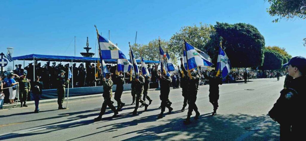Ρόδος: Μεγάλη παρέλαση για την επέτειο του “ΌΧΙ” – Την κυβέρνηση εκπροσώπησε ο υπουργός Υγείας Ά. Γεωργιάδης