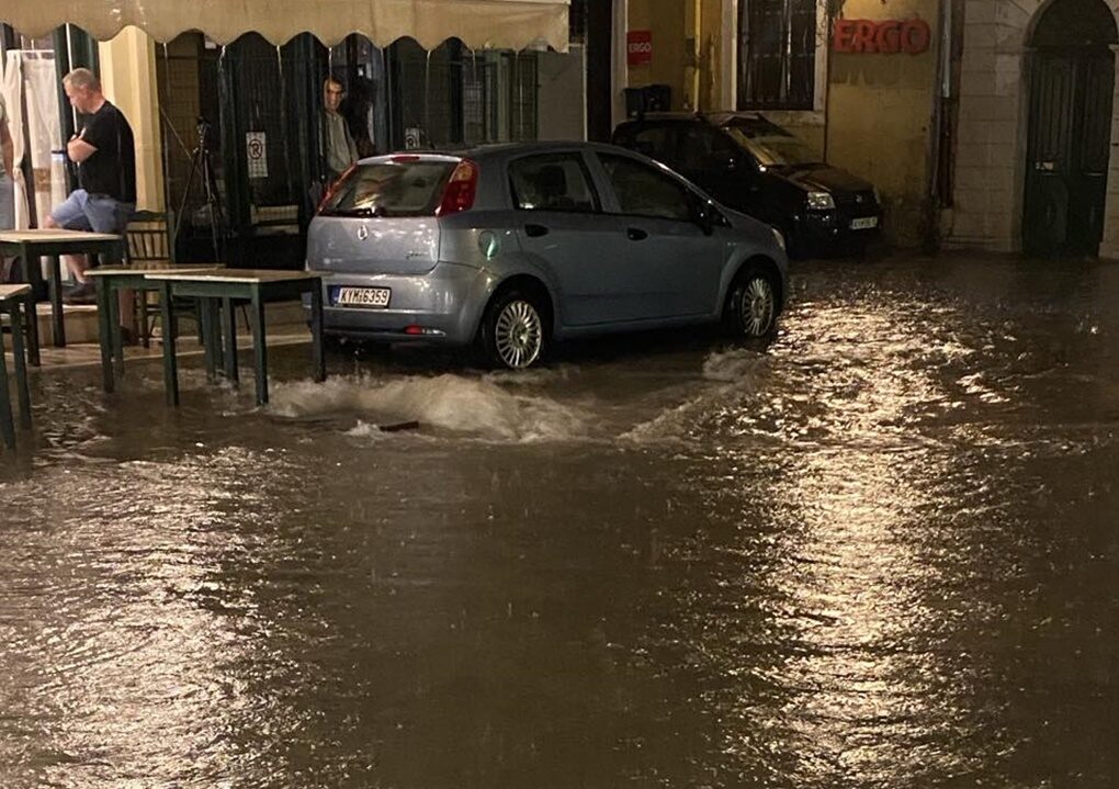 Κέρκυρα: Συνεχίζονται τα προβλήματα στην ηλεκτροδότηση από την κακοκαιρία