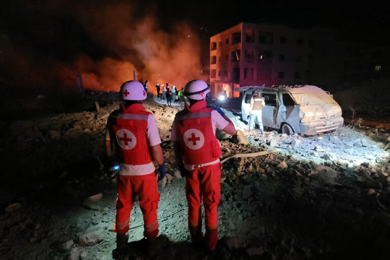 Συνεχίζεται το ισραηλινό σφυροκόπημα στον Λίβανο – Τουλάχιστον 10 νεκροί και 15 τραυματίες