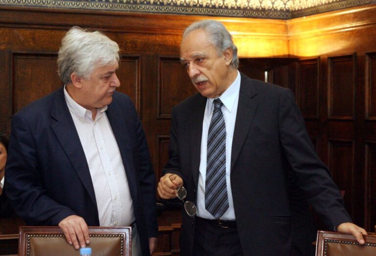 Τ. Χυτήρης και Αλ. Παπαδόπουλος στο ΕΡΤNews για την απώλεια της Β. Παπανδρέου: Εμβληματικό πολιτικό στέλεχος του ΠΑΣΟΚ, τίμησε την Ελλάδα