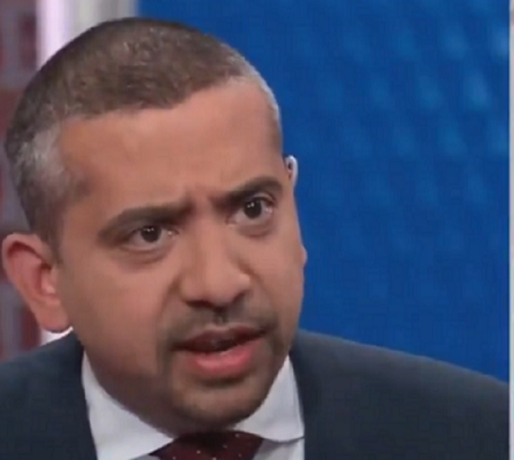 Το CNN απέκλεισε συντηρητικό σχολιαστή που είπε σε μουσουλμάνο δημοσιογράφο «ελπίζω να μην ανατιναχθεί ο βομβητής σας»