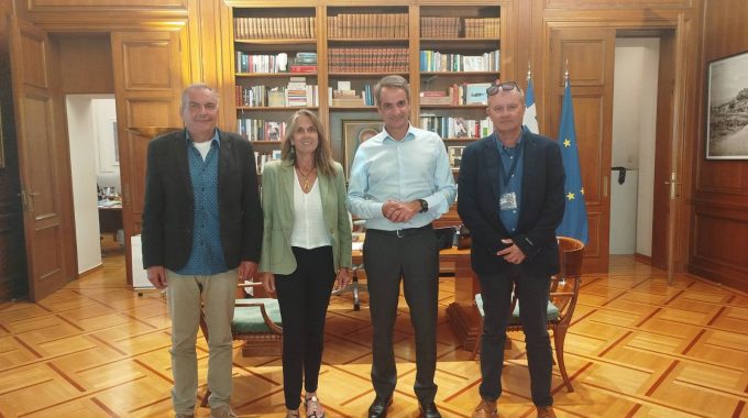 Στο Μέγαρο Μαξίμου η Δήμαρχος Γαύδου, Λ. Στεφανάκη – Συνάντηση με τον Πρωθυπουργό και υπουργούς