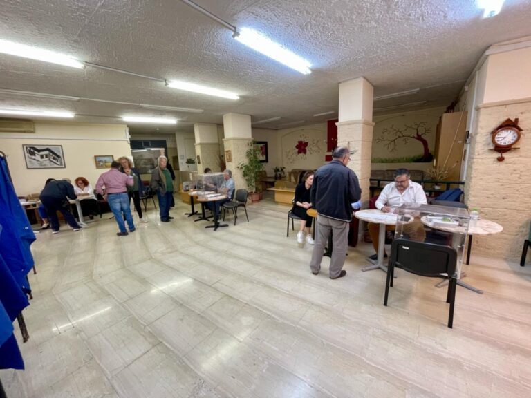 Στις κάλπες για το 2ο γύρο της ανάδειξης νέου προέδρου του ΠΑΣΟΚ και στην Μαγνησία