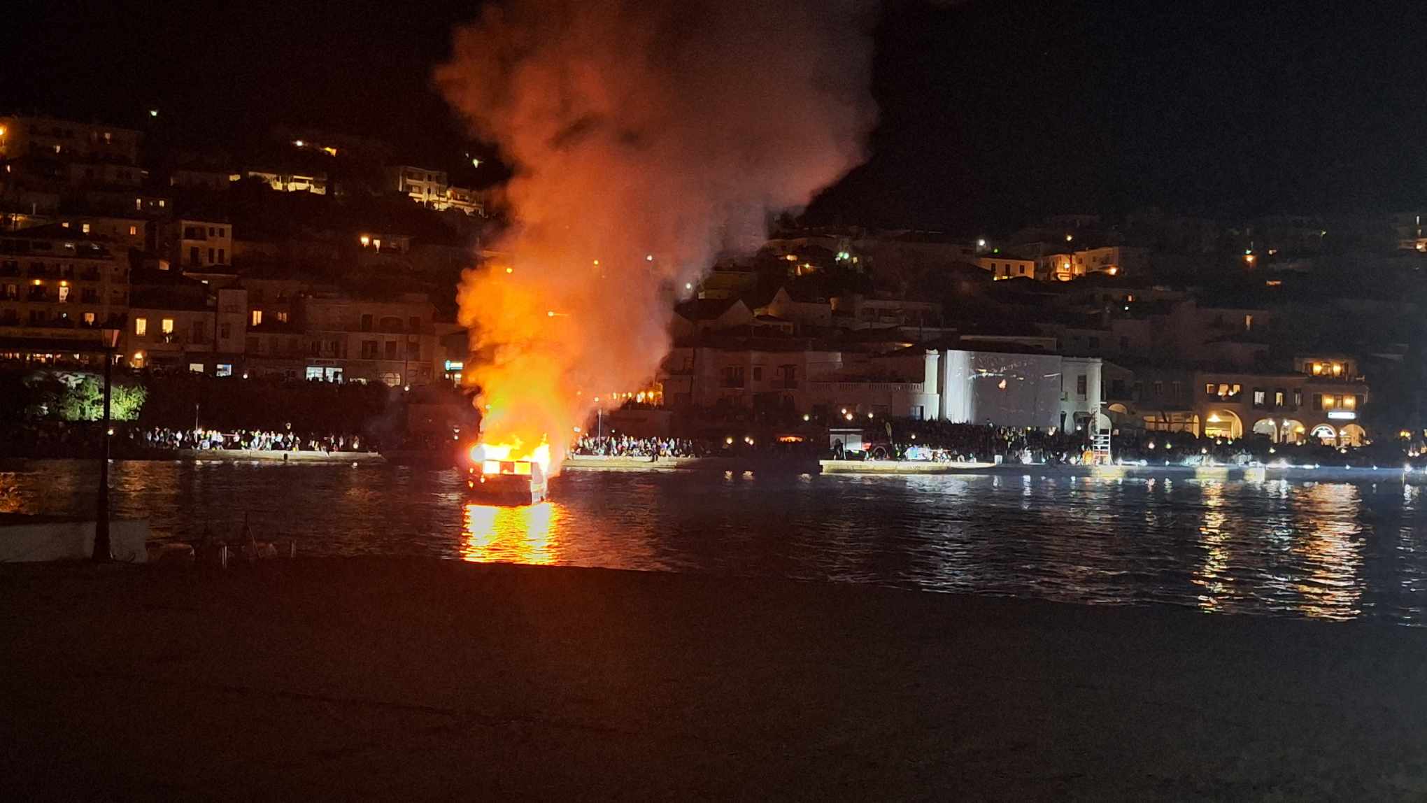 Κορύφωση των εκδηλώσεων για την 197η επέτειο της Ναυμαχίας του Ναυαρίνου (video)