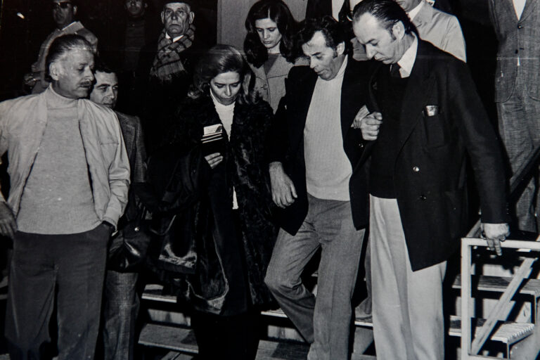 Μοναδικό χαρακτικό του Τάσσου, που απεικονίζει τον αγωνιστή της Δημοκρατίας Σπύρο Μουστακλή, δώρισε στη Βουλή η οικογένειά του