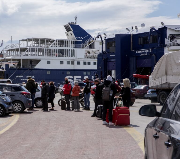 Νέα ψηφιακή πύλη για τους επιβάτες στις θαλάσσιες συγκοινωνίες