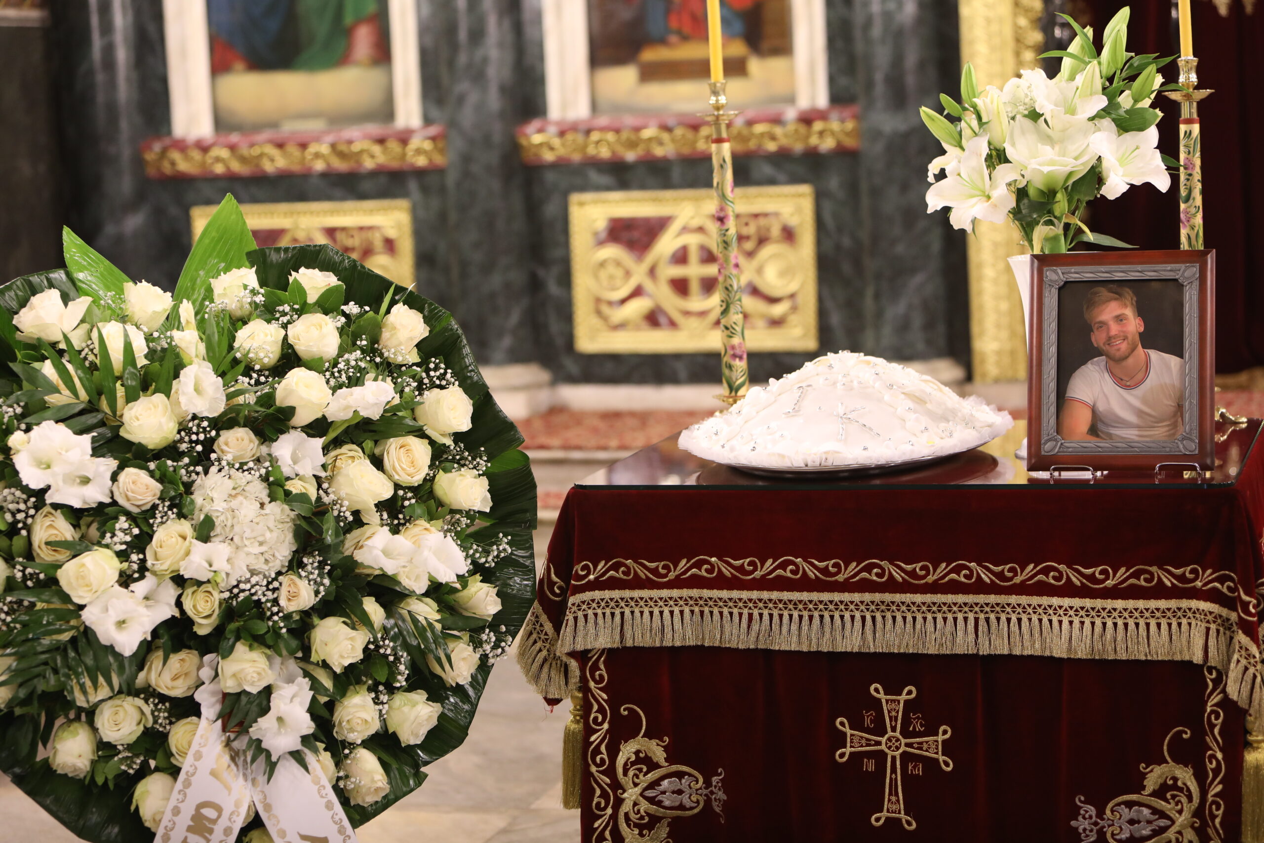 ΕΠΙΜΝΗΜΟΣΥΝΗ ΔΕΗΣΗ ΣΤΗ ΜΝΗΜΗ ΤΟΥ ΙΩΝΑ ΚΑΡΟΥΣΗ (ΒΑΣΙΛΗΣ ΒΕΡΒΕΡΙΔΗΣ / ΜΟΤΙΟΝ ΤΕΑΜ)