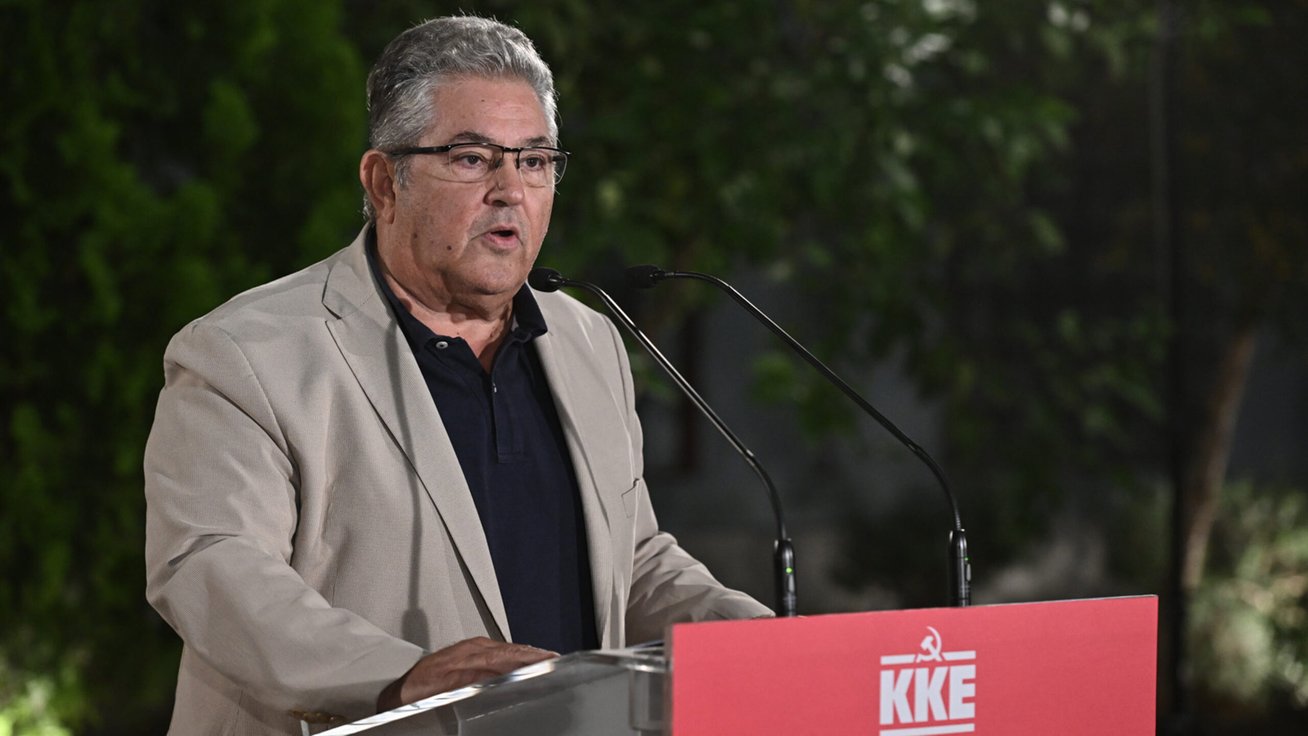 Δ. Κουτσούμπας: Στηρίζουμε με όλες μας τις δυνάμεις τον δίκαιο αγώνα των χιλιάδων διανομέων που σήμερα απεργούν