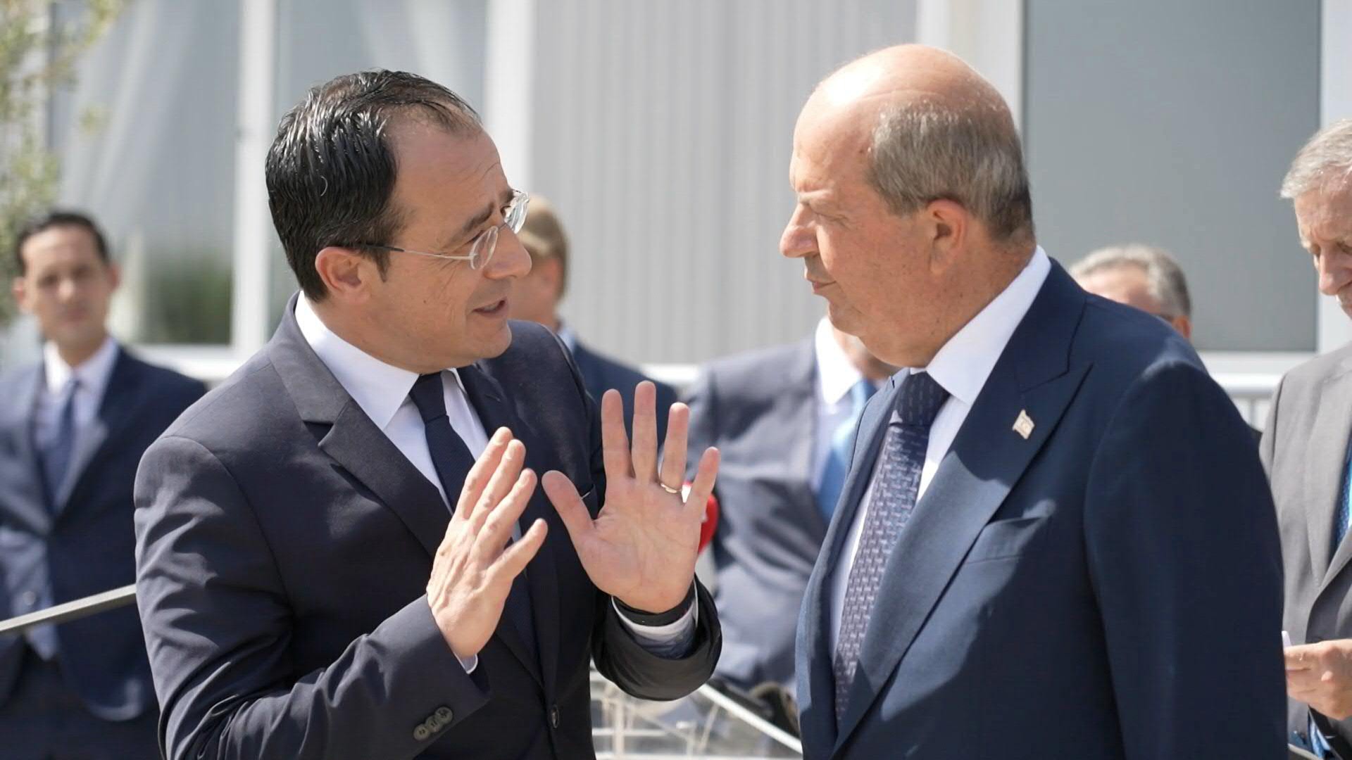 Κυπριακό: Τουρκικά ΜΜΕ για τριμερή με τον Γκουτέρες – Τατάρ: «Παρουσίασα ένα νέο όραμα»