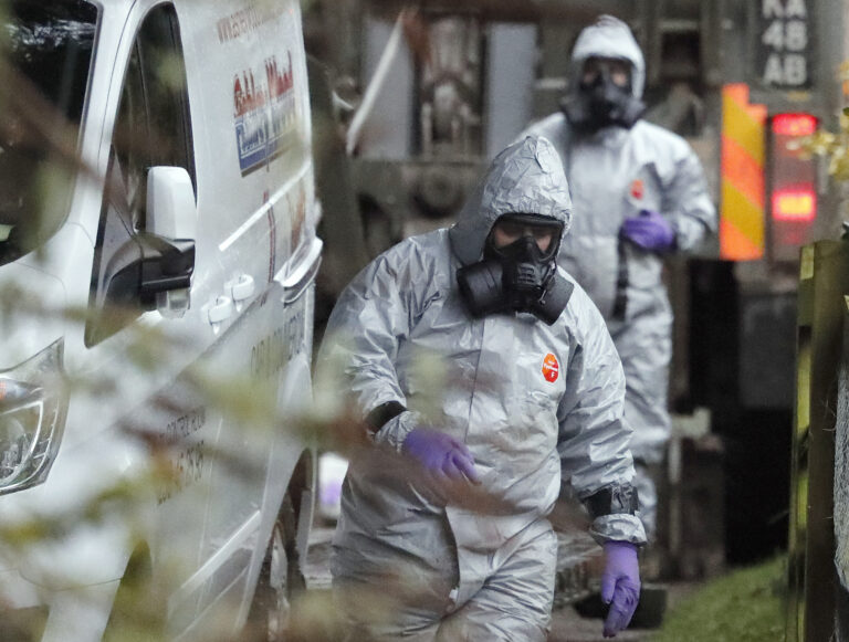 Υπόθεση Novichok: Ξεκίνησε η έρευνα για τις δηλητηριάσεις επί βρετανικού εδάφους