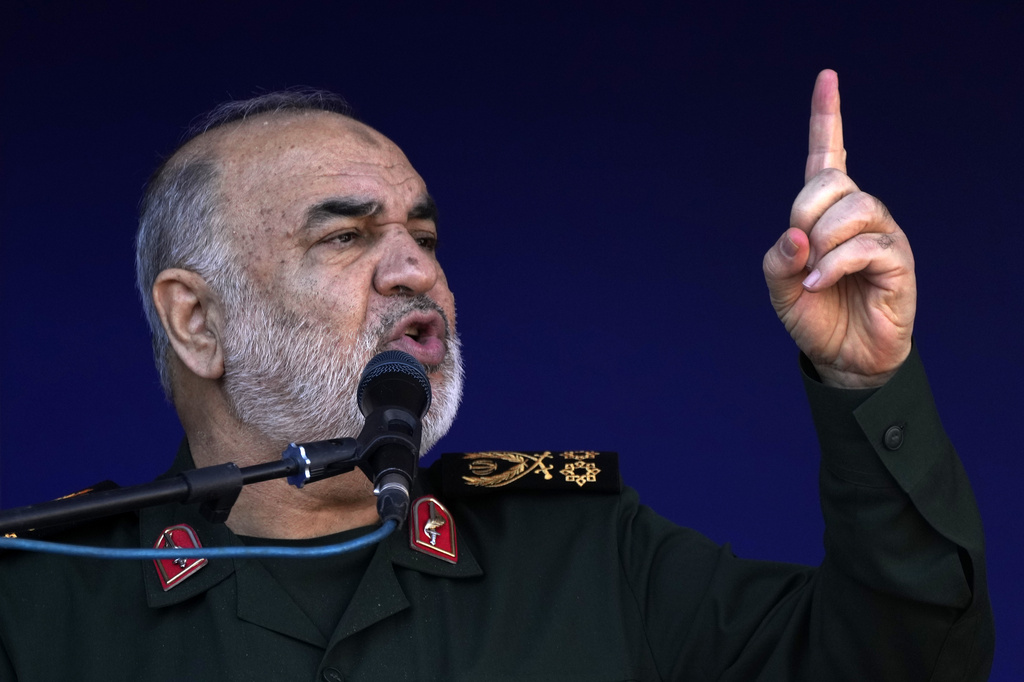 Ιράν: Ο επικεφαλής των Φρουρών της Επανάστασης προειδοποιεί με «οδυνηρό» χτύπημα το Ισραήλ αν επιτεθεί σε ιρανικούς στόχους