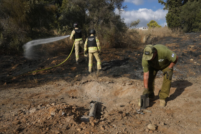 Εντολή εκκένωσης 30 χωριών στον νότιο Λίβανο έδωσαν οι IDF – Νέο «στοχευμένο» χτύπημα σε νότιο προάστιο της Βηρυτού