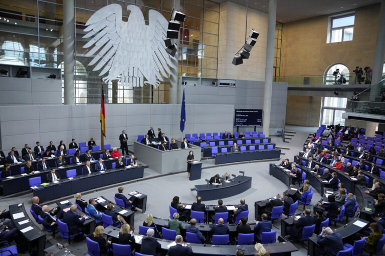 Γερμανία: Ψηφίστηκε από την Bundestag το «πακέτο για την ασφάλεια»