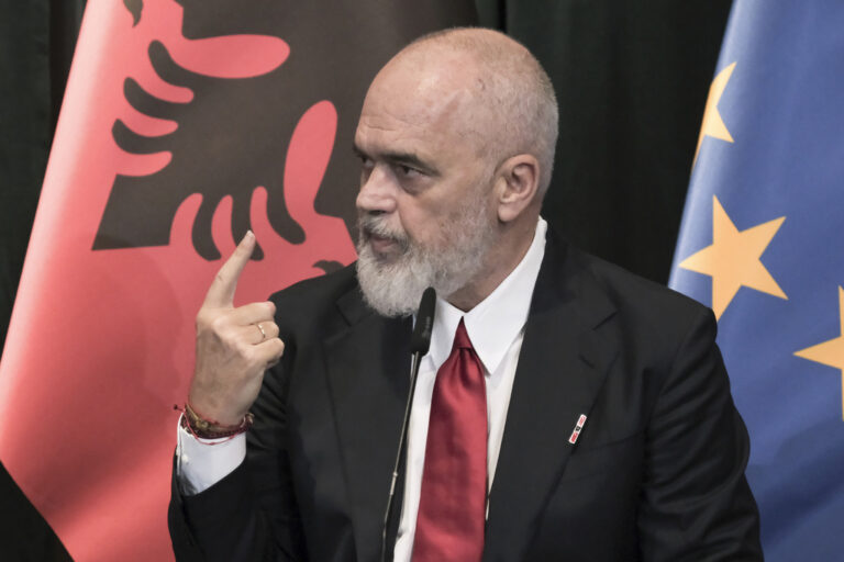 Άνοιξαν τα κεφάλαια διαπραγμάτευσης για την ενταξιακή πορεία της Αλβανίας