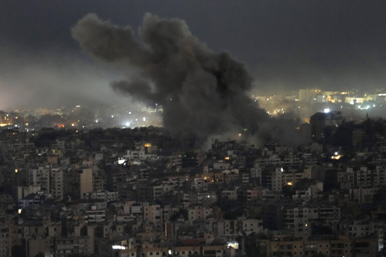 IDF: Ξεκίνησαν τα πλήγματα σε εγκαταστάσεις που συνδέονται με τη «χρηματοδότηση της Χεζμπολάχ» στα νότια προάστια της Βηρυτού