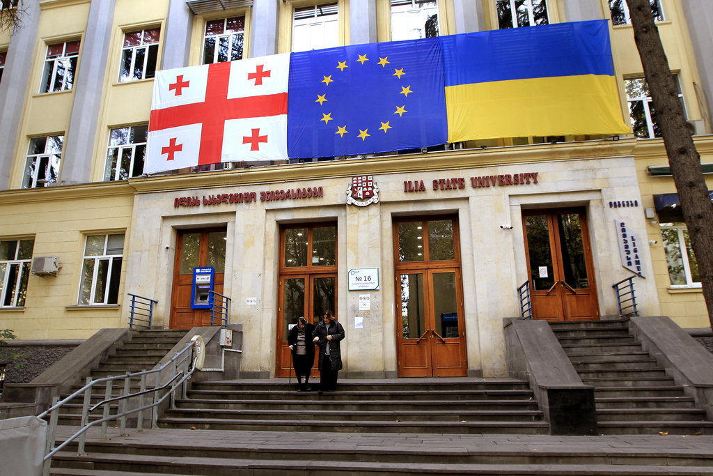 Γεωργία – Εκλογές: «Εξαιρετικά ανησυχητικές» πράξεις βίας στο περιθώριο της ψηφοφορίας καταγγέλλει η πρόεδρος Σαλομέ Ζουραμπισβίλι