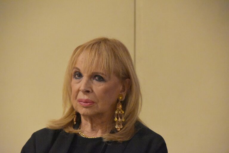 Ά. Φόνσου στο ΣΤΟΥΝΤΙΟ4: Δεν πάω στους γιατρούς, θέλω να φύγω μια και καλή από την ζωή
