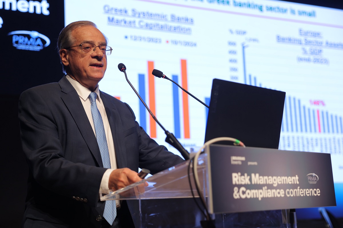 Πρόεδρος Εθνικής τράπεζας και ΕΕΤ: Προς το μέσο όρο της Ευρώπης τα μη εξυπηρετούμενα δάνεια – 4η καλύτερη χώρα η Ελλάδα σε σταθερότητα τραπεζικού συστήματος στην ΕΕ
