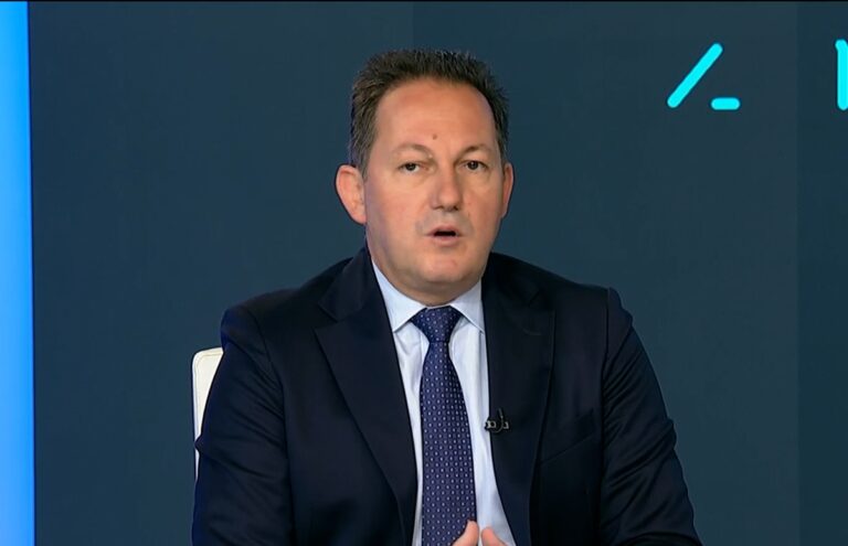 Στ. Πέτσας στο ΕΡΤNews για τα Τέμπη: Δεν πρέπει να κυριαρχεί στο δημόσιο λόγο ότι θέλει να συγκαλύψει κάποιος κάτι