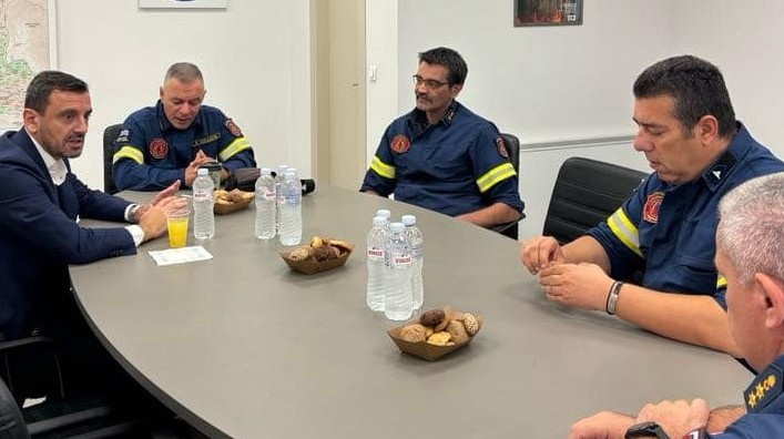 Συναντήσεις Υφυπουργών με τους Πυροσβέστες στην Ηλεία