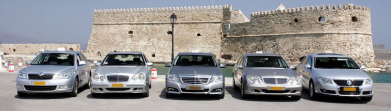Ηράκλειο: Στο ΣτΕ οι ιδιοκτήτες ταξί με αίτημα την απόσυρση ενός… αυτοκόλλητου