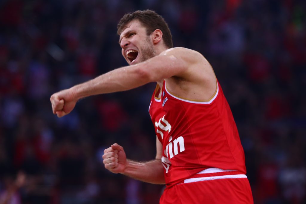 Euroleague: Εκπληκτικός ο Ολυμπιακός «πάτησε» 95-74 την Μπαρτσελόνα στο ΣΕΦ