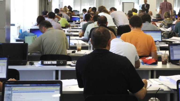 Δημόσιο: Πού θα γίνουν οι 19.181 προσλήψεις μόνιμου προσωπικού
