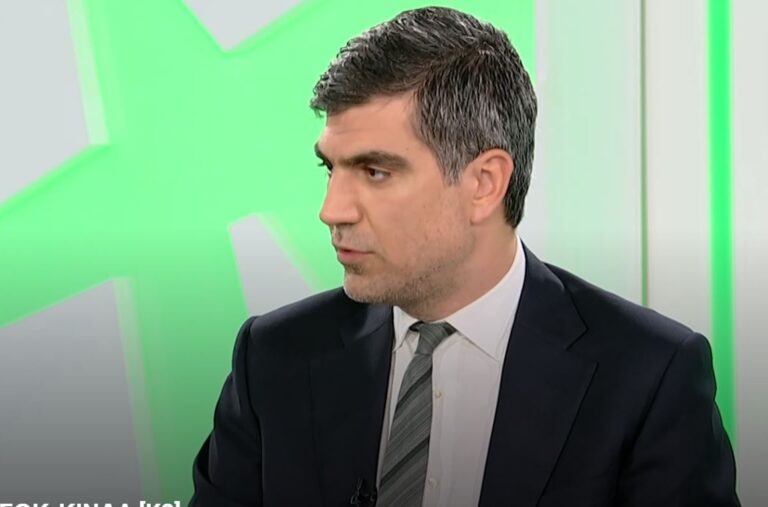 Θ. Γλαβίνας στο EΡΤΝews: Mήνυμα της κοινωνίας οι 300.000 ψηφοφόροι – Πήραμε «πράσινη κάρτα» για να συνεχίσουμε την προσπάθεια