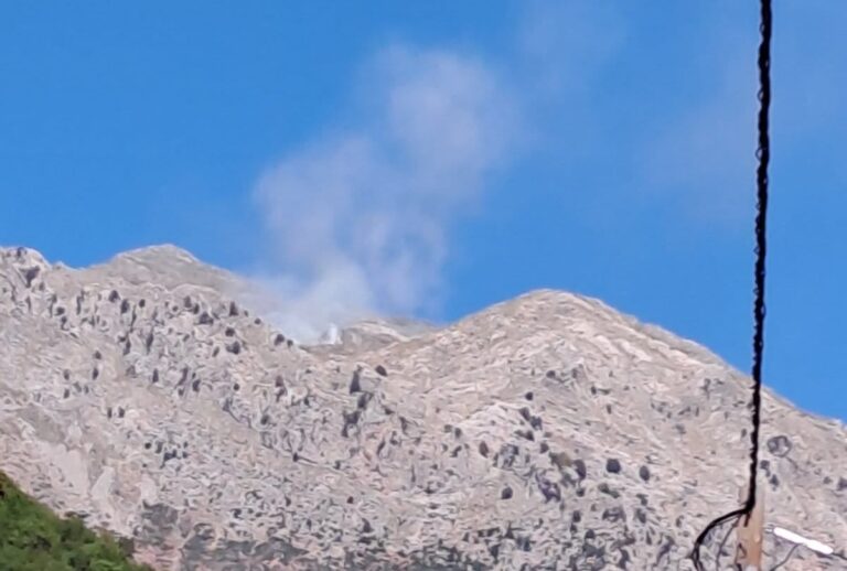 Πυρκαγιά στην Πλατανίτσα Καλαβρύτων