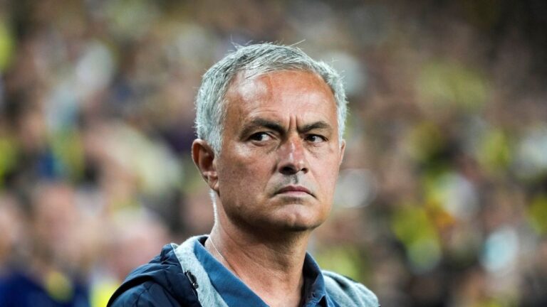 Τουρκικά ΜΜΕ αναφέρουν ότι ο Μουρίνιο άφησε απλήρωτο λογαριασμό 750.000 ευρώ σε ξενοδοχείο της Κωνσταντινούπολης