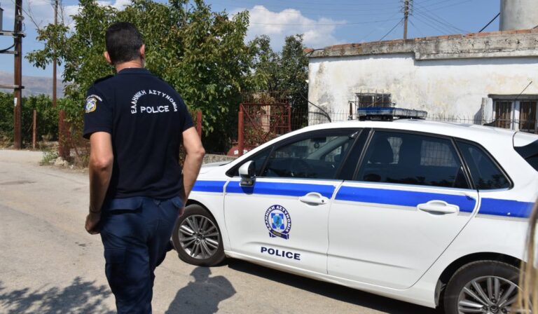 Μικτό κλιμάκιο αστυνομίας – ΔΕΔΔΗΕ και Πολεοδομίας στον οικισμό των Ρομά στη Νεάπολη του Βόλου