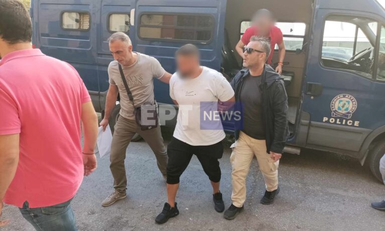 Σέρρες: Στον εισαγγελέα οι Ρουμάνοι οπαδοί που συνελήφθησαν στον Προμαχώνα