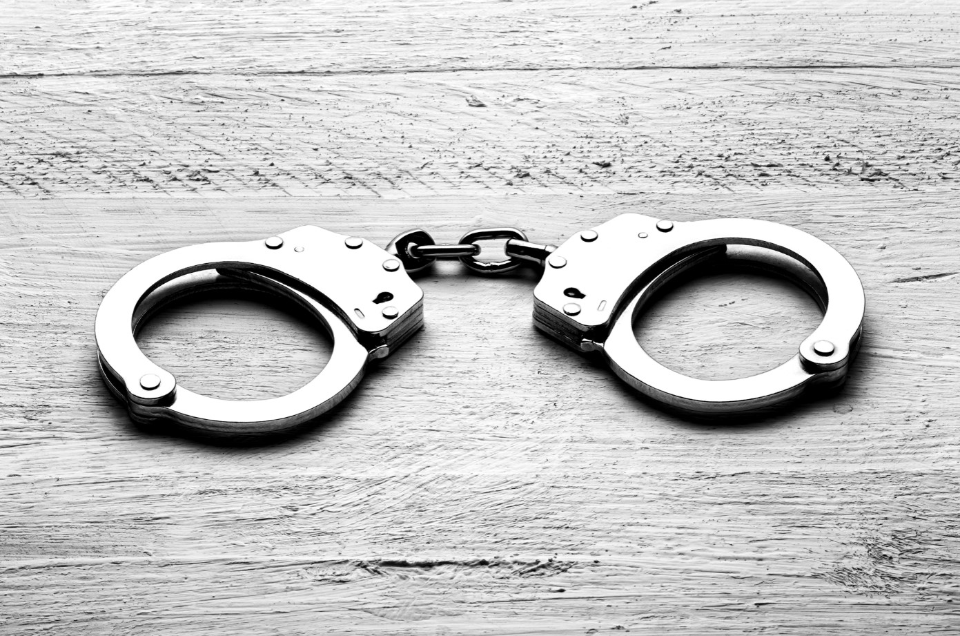 Σύλληψη οδηγού λεωφορείου στην Κακαβιά για μεταφορά παράτυπων μεταναστών