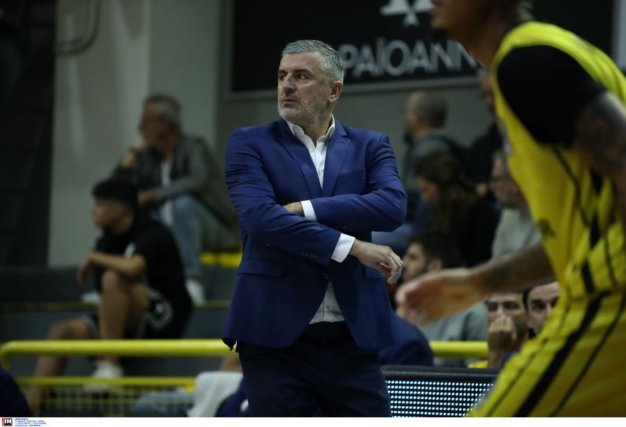 Greek Basket League: Την παραίτησή του ανακοίνωσε ο προπονητής του Αμαρουσίου Ν. Βετούλας μετά την ήττα από τον Πανιώνιο