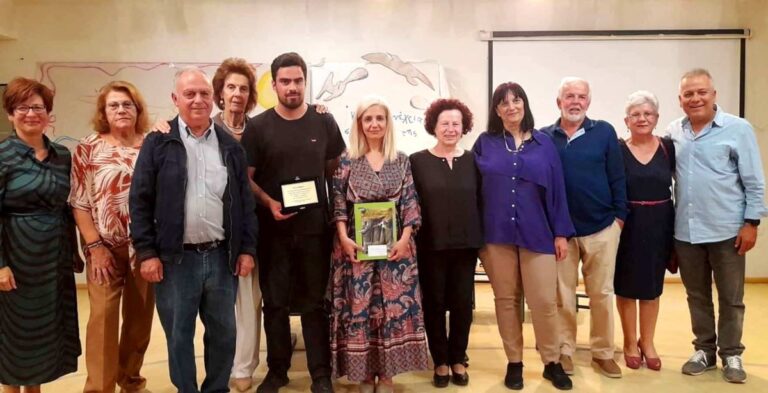 Το όνομα της Λαρισαίας λογοτέχνιδας Κατερίνας Αναγνώστου δόθηκε στη βιβλιοθήκη του 33ου Δημοτικού σχολείου Λάρισας