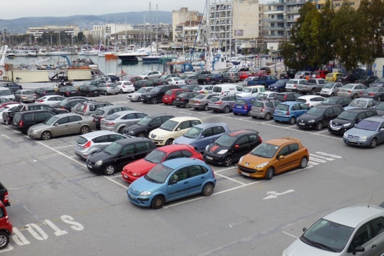 Τσουχτερά πρόστιμα σε δύο επιχειρήσεις στάθμευσης στα Χανιά