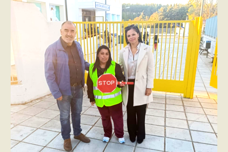 Έπιασε δουλειά η πρώτη σχολική τροχονόμος του Δήμου Μαρωνείας – Σαπών