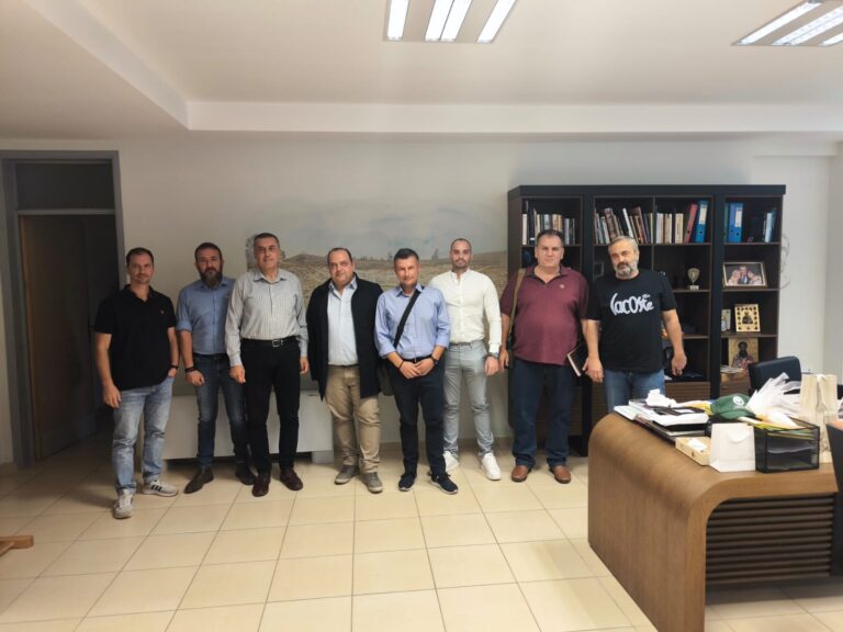 Οι υποδομές και η ανάπτυξη της Θεσσαλίας στη συνάντηση Περιφερειάρχη με τη διοίκηση του ΤΕΕ