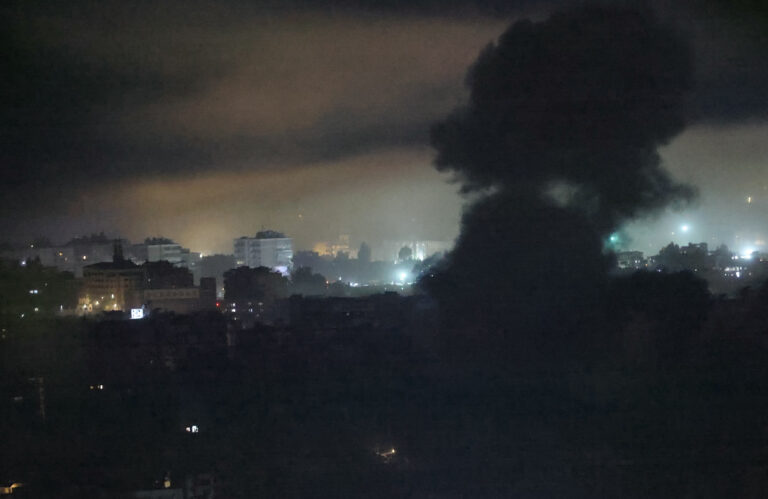 Ισραηλινή αεροπορική επιδρομή σε κτήριο στην κεντρική Βηρυτό – Τουλάχιστον 4 νεκροί και 23 τραυματίες