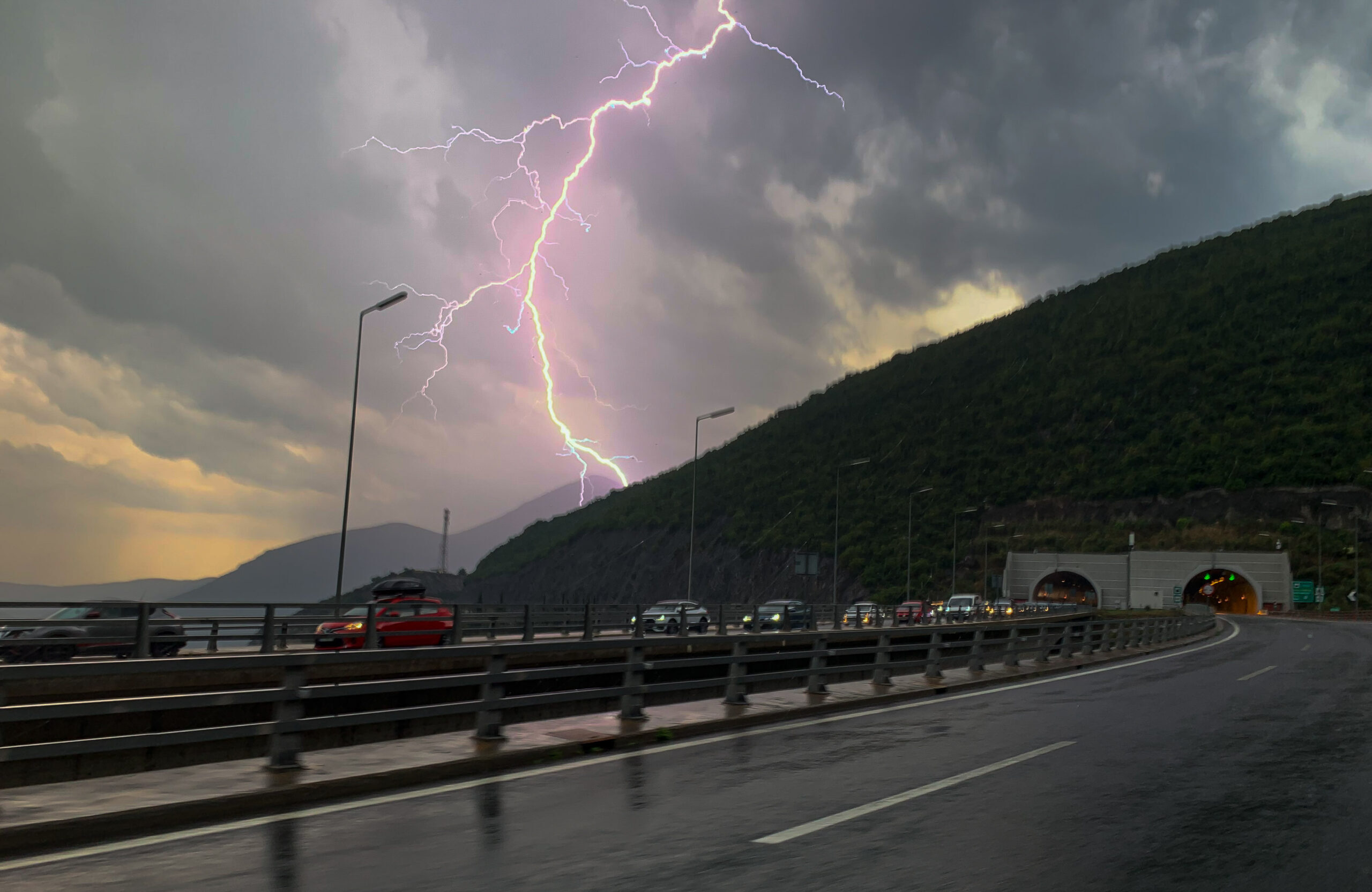 Μικροπροβλήματα από την κακοκαιρία στα Χανιά